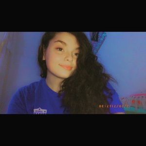 Meet your Posher, Ally